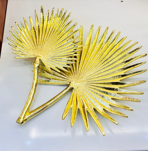 برگ سوزنی پذیرایی مناسب سرو شیرینی ،خرما ،شکلات و ...