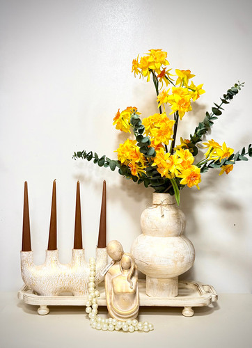 🌼 ست دکوری گلدون نرگس و اکالیپتوس با شمعدون چهار شعله و مجسمه کاپ